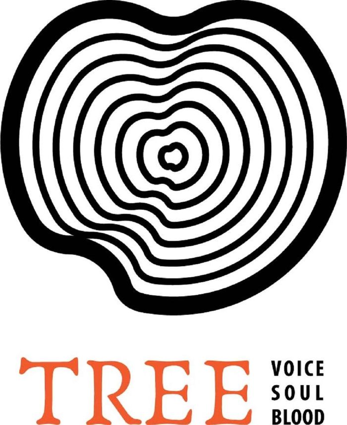 Logo Tâm Xanh - Heart Tree Rings - logo chính thức của Dự án “Cây: Di sản văn hóa thiên nhiên”, ra đời năm 2019, do họa sĩ Nguyễn Tri Phương Đông thiết kế, Ly Hoàng Ly viết slogan 