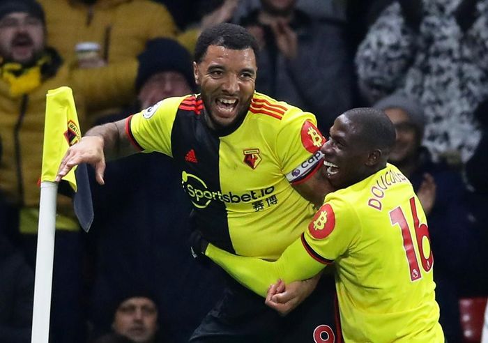 Hàng thủ Liverpool có ngày thi đấu đáng quên khi để Troy Deeney dễ dàng ghi bàn nâng tỷ số lên 3-0 ở phút 72 sau sai lầm của Alexander-Arnold.