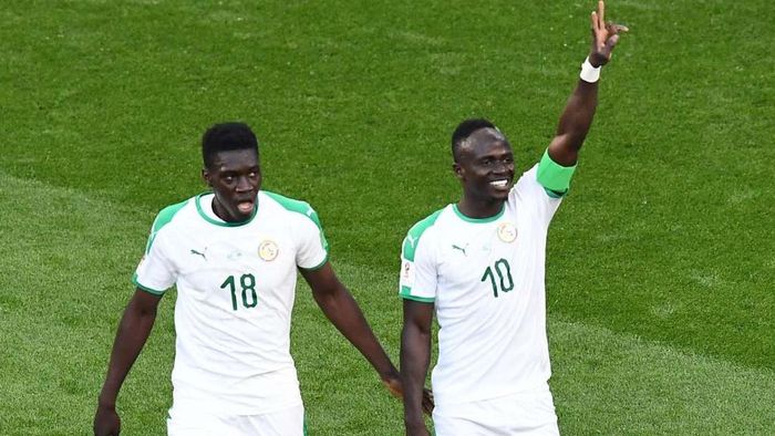  Mane và Sarr trong màu áo tuyển Senegal. Ảnh: Getty. 