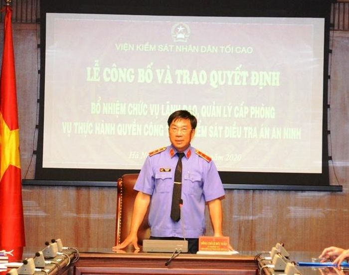 Vụ trưởng Vụ 1 Lê Đức Xuân phát biểu giao nhiệm vụ.