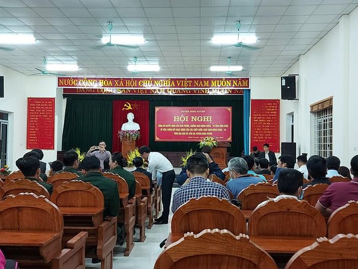 Hội nghị công bố quyết định về việc chấm dứt hoạt động của các chốt kiểm soát dịch bệnh Covid-19 trên địa bàn xã.