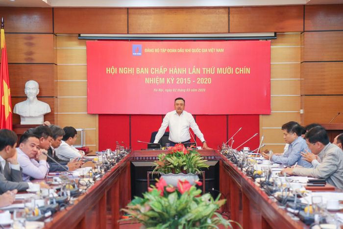Đồng chí Trần Sỹ Thanh, Bí thư Đảng ủy, Chủ tịch HĐTV Tập đoàn phát biểu kết luận Hội nghị