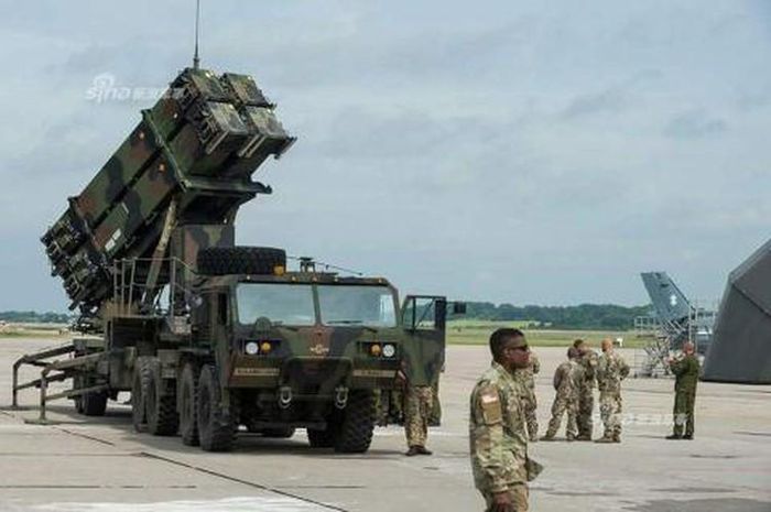  Trong khi đó, Moscow khẳng định quân đội Nga không tham gia vào đợt không kích ở Idlib khiến binh sĩ Thổ Nhĩ Kỳ thiệt mạng. 