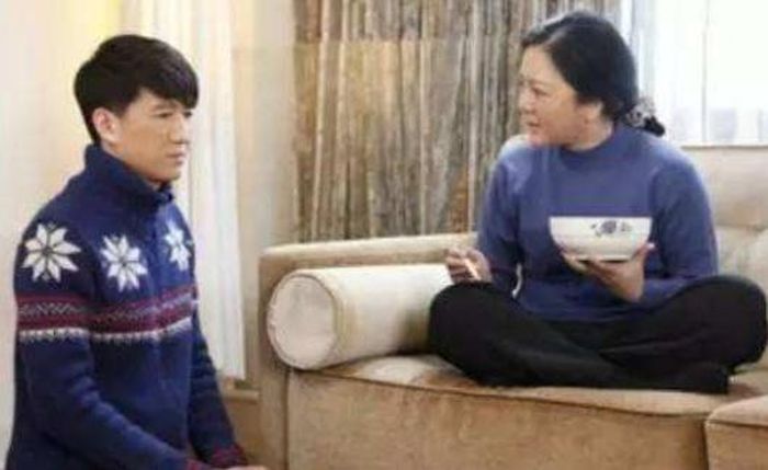 Có lúc con thấy Mẹ thật nhiều chuyện, muốn bỏ nhà đi vì ghét Mẹ... Nhưng con dần nhận ra rằng những lời Mẹ nói đều vì muốn tốt cho con. Ảnh minh họa.