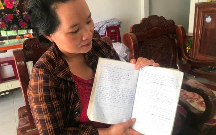 Chị Diệp “Icom” và cuốn nhật ký tin tức mưa giông gió bão.