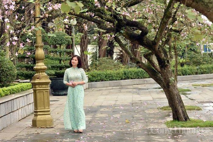 Áo dài niềm tự hào, hãnh diện về trang phục truyền thống của dân tộc Việt