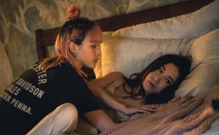 Biểu tượng gợi cảm Hong Kong có nhiều cảnh quay nóng bỏng trong tác phẩm mới.