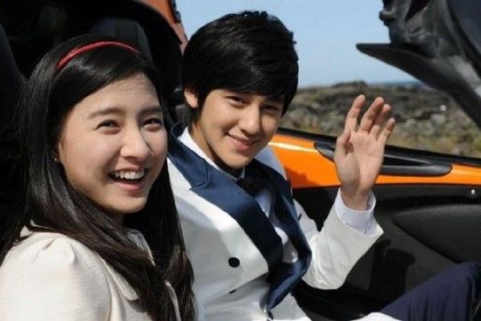  Kim Bum từng được khán giả châu Á hâm mộ qua phim Vườn sao băng. 