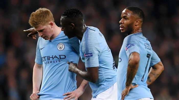  Man City đã bạo chi trong các kỳ chuyển nhượng để sở hữu một loạt cầu thủ đắt giá. Chính điều này khiến họ quy phạm luật công bằng tài chính, bị UEFA phạt cấm thi đấu tại cúp châu Âu trong 2 năm tiếp theo. Sau mùa giải 2019/20, nhiều khả năng có sự tháo chạy hàng loạt của các ngôi sao Man City nếu họ không kháng án thành công. 