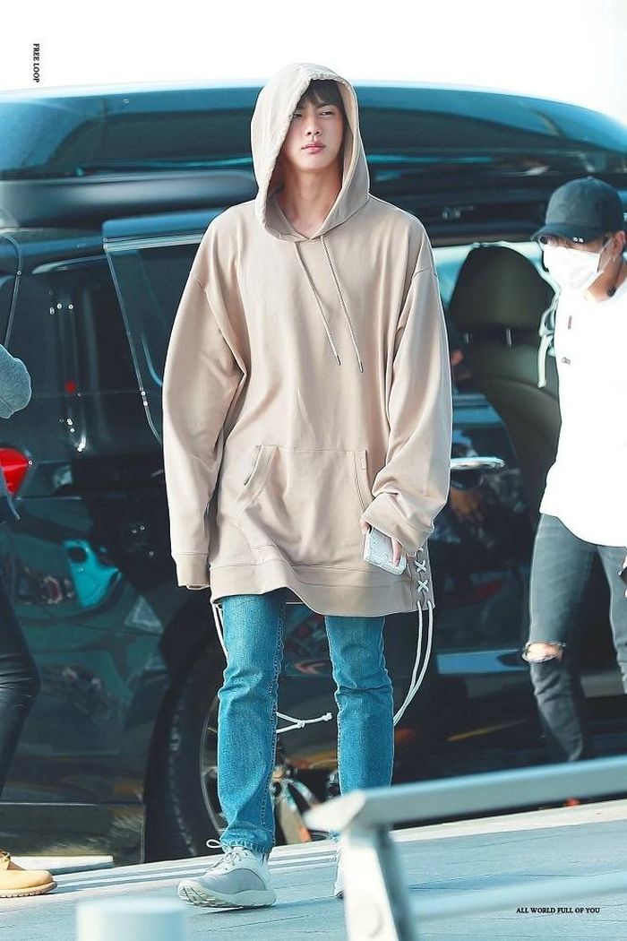 Áo hoodie màu nude