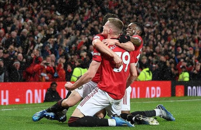 MU sẽ là đội hưởng lợi nếu Man City bị cấm thi đấu ở trời Âu