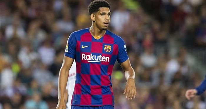 Rất nhiều fan Barca muốn Ronald Araujo trở thành trụ cột mới ở hàng thủ Barca