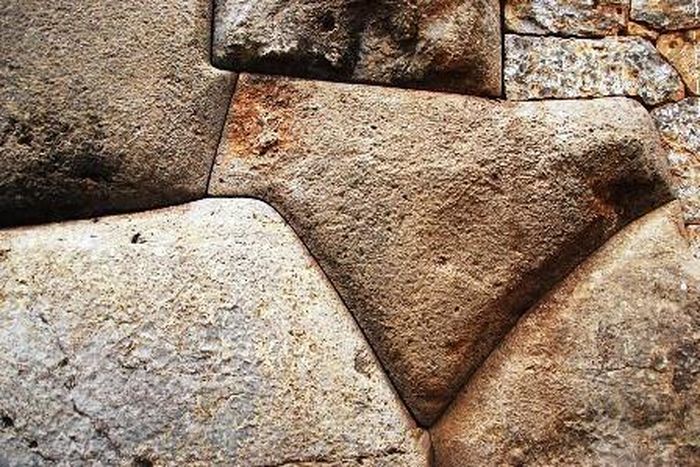 Người Inca đã xây dựng Sacsayhuaman hoàn hảo bằng cách nào trở thành bí ẩn lớn đối với giới chuyên gia.