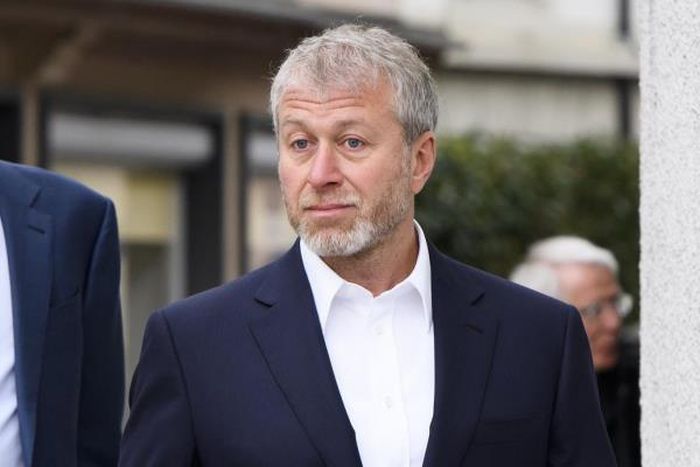 Bên cạnh khối tài sản khổng lồ, tỷ phú Abramovich gây chú ý khi trải qua 3 cuộc hôn nhân và có tất cả 7 người con.
