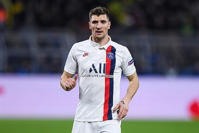  8. Thomas Meunier. Meunier nhiều khả năng sẽ chia tay PSG vào cuối mùa giải này khi hợp đồng của anh với CLB hết hạn. Việc giá trị của anh vẫn được giữ nguyên (30 triệu euro) cho thấy Meunier có phong độ ổn định và CLB nào có được anh cũng coi như “đi buôn thắng lớn”. 