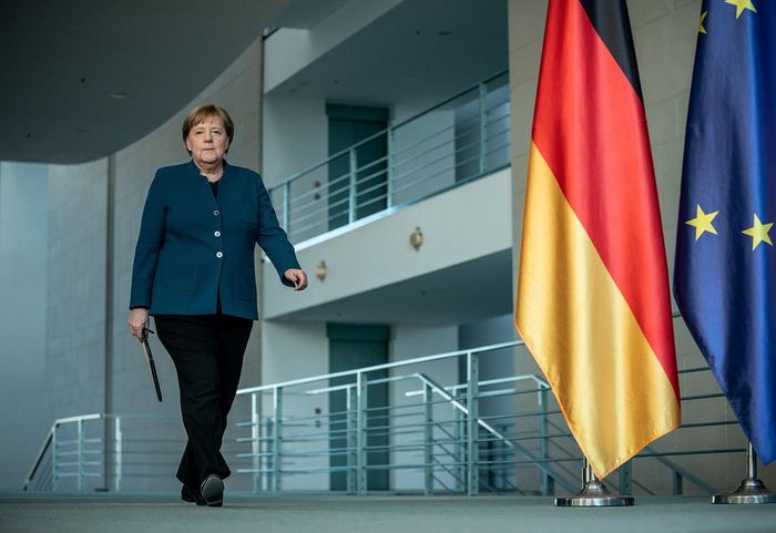 Thủ tướng Đức Angela Merkel đã tự cách ly sau khi tiếp xúc với người nhiễm virus