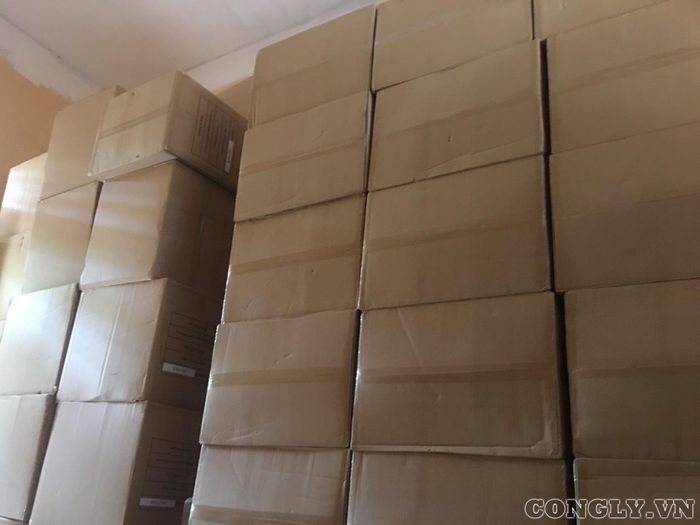  Hơn 200.000 chiếc khẩu trang không nhãn mác bị Bộ đội Biên phòng tạm giữ.