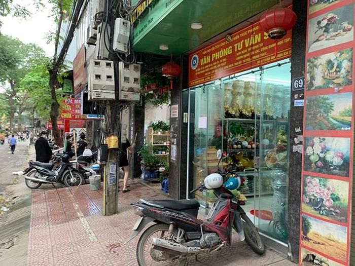 Các cửa hàng kinh doanh cá cảnh cũng tạm đóng cửa để chống dịch bệnh 