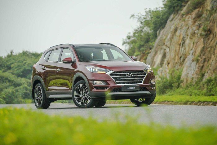 Hyundai Tucson đang phân phối tại Việt Nam hiện nay.