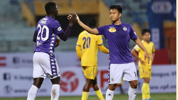 Hà Nội FC tích cực hỗ trợ phòng chống dịch