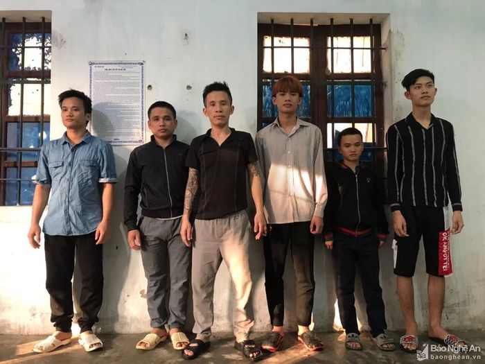Các đối tượng bị Công an huyện Quỳnh Lưu khởi tố về hành vi trộm cắp tài sản nơi công sở từ tháng 6/2019 đến tháng 3/2020. Ảnh tư liệu Đức Vũ