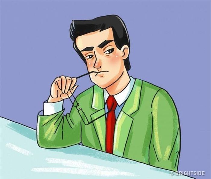 Cắn gọng kính: Nếu bạn thấy một người đang cắn gọng kính, hãy ủng hộ và cổ vũ cho họ bởi chắc chắn họ đang lo lắng về điều gì đó. Họ chỉ dùng hành động đó như một cách để tự tạo cảm giác an toàn cho chính mình.