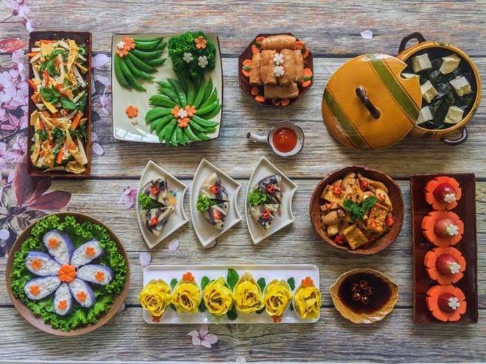 Mâm cơm chay hấp dẫn "ăn đứt" nhà hàng! (Ảnh: Thu Thủy)
