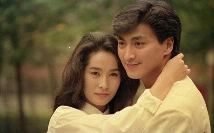  Hà Gia Kính vẫn độc thân sau nhiều mối tình. 