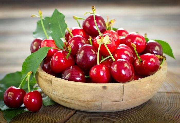 Trái cherry chứa nhiều vitamin C giúp làm giảm acid uric một cách đáng kể và có tác dụng chống viêm, chống oxy hóa. Ảnh: Internet