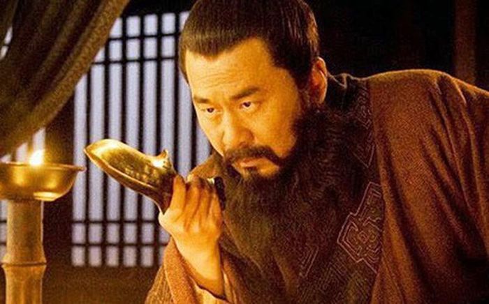 Dù vậy, Tào Tháo vẫn được đánh giá là một nhà quân sự, nhà chính trị tài ba khi xây dựng nền móng vững chắc cho nhà Tào Ngụy.