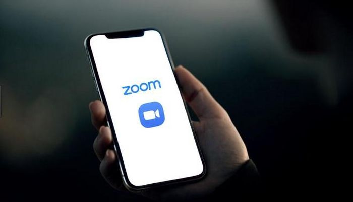 Ngay cả những cổ đông của công ty cũng dần mất niềm tin với Zoom. Ảnh: Fossbytes.