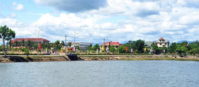  Một góc thị trấn Diên Sanh, Hải Lăng. Ảnh: PV 