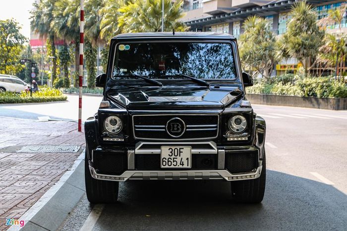  Những nâng cấp đáng chú ý nhất nằm bên trong động cơ. Mẫu Brabus B63-620 sở hữu "trái tim" V8 5.5L Biturbo, cho công suất cực đại 620 mã lực tại 5.750 vòng/phút và mô-men xoắn 820 Nm tại 2.000 - 5.000 vòng/phút. 