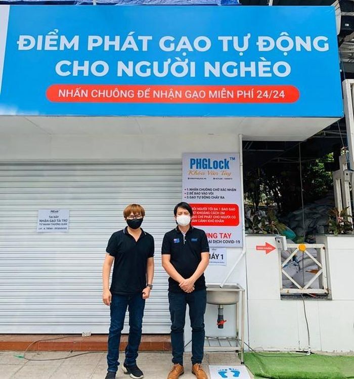 Trong thời gian tới, nam nghệ sĩ sẽ lắp thêm các máy "ATM gạo" để giúp người dân.