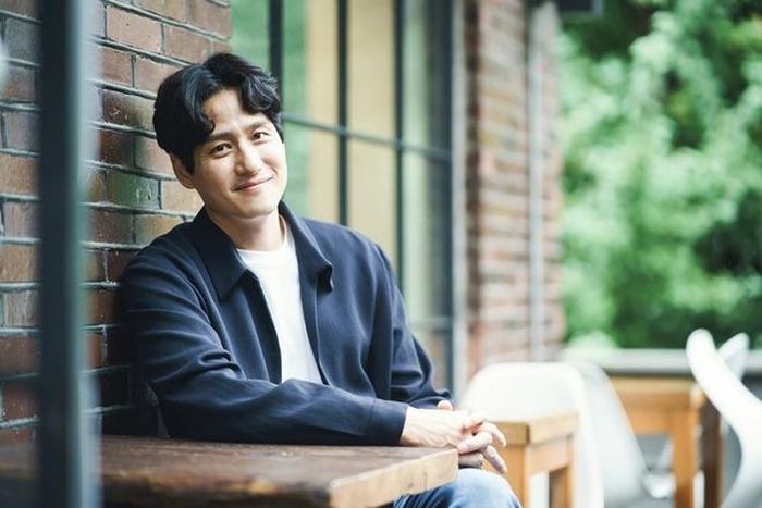  Điều người xem ấn tượng nhất về vai diễn trên của Park Hae Joon không phải là những cảnh nóng cùng đàn em Han So Hee (vai “tiểu tam” Yeo Da Kyung), mà là biểu cảm cơ mặt linh hoạt, tự nhiên của anh trong mọi phân đoạn. Nhiều khán giả không tiếc lời khen ngợi kỹ năng diễn xuất của ngôi sao 44 tuổi. Song, cũng vì diễn quá đạt vai người chồng ngoại tình, vũ phu, Park Hae Joon bị một số cư dân mạng chửi rủa, ghét bỏ. Anh đang là "ông chồng bị ném đá nhiều nhất" ở Hàn Quốc. 