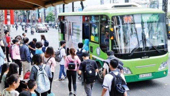 Xe buýt TPHCM đã gặp nhiều khó khăn