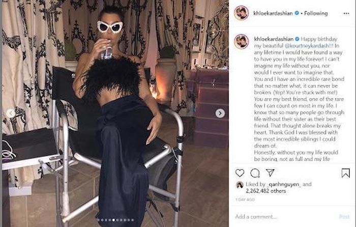 Lời chúc sinh nhật được đăng tải cùng với tấm ảnh “fancy” của Kourtney - Ảnh: Instagram