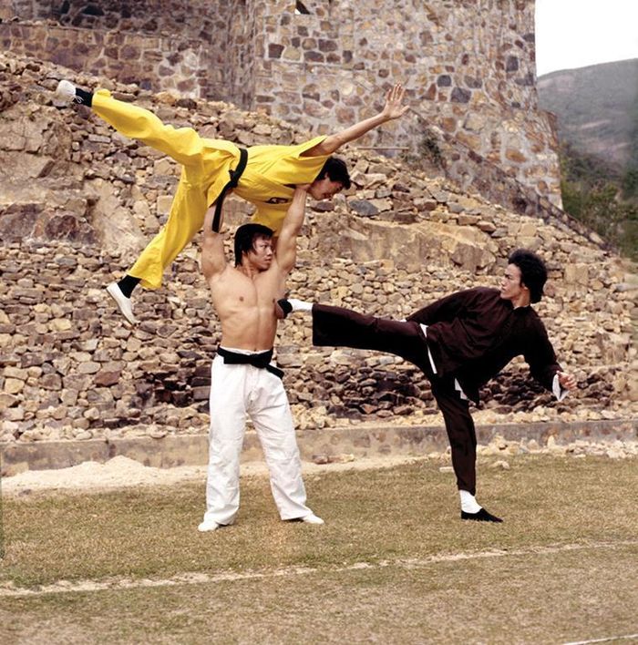 Tiền cước tấn công Bolo Yeung trong phim Long tranh hổ đấu (Enter the Dragon - 1973)