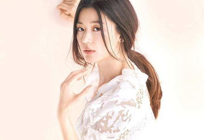 Massage mặt:
