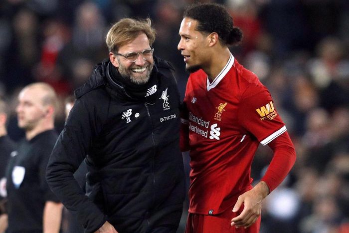 Phía sau Klopp là đội ngũ thể thao chuyên nghiệp của Liverpool
