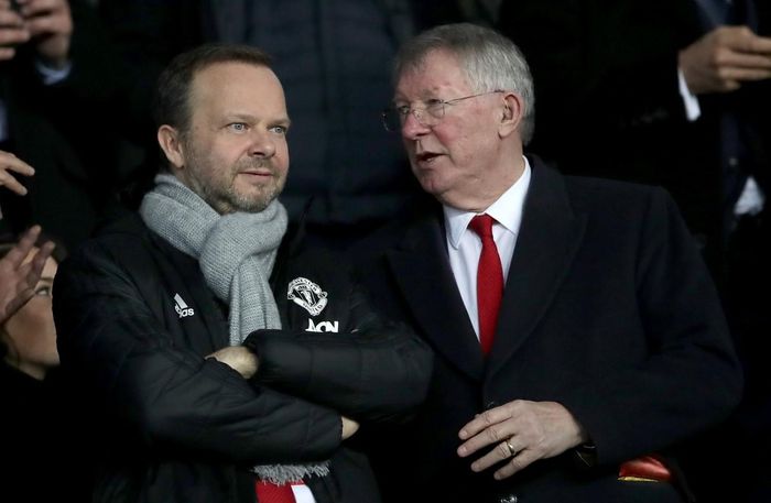 Ed Woodward quyết định mọi vấn đề thể thao của MU thời hậu Sir Alex Ferguson