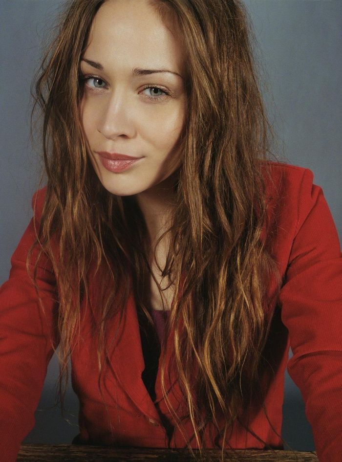 Fiona Apple nổi tiếng với phong cách âm nhạc quái dị, luôn dồi dào "chất lửa". Cấu tạo các ca khúc của cô luôn có chút kỳ quặc và mang tính trực quan. Âm nhạc mà cô mang đến luôn khác biệt so với những “thước đo bình thường”, tạo ra sự mới mẻ, thậm chí "điên rồ" cho công chúng yêu nhạc. Fiona Apple cũng để lại dấu ấn là nghệ sĩ hay đặt tên album kỳ cục nhất. Với album thứ 2, cô từng lập kỷ lục là ca sĩ có album tên dài nhất: "When the pawn hits the conflicts he thinks like a king. What he knows throws the blows when he goes to the fight. And he'll win the whole thing 'fore he enters the ring. There's nobody to batter when your mind is your might. So when you go solo you hold your own hand. And remember that depth is the greatest of heights. And if you know where you stand then you know where to land. And if you fall it won't matter 'cause you know that you're right".