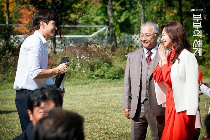 Hyo Jung ủng hộ con gái mình tranh giành người đàn ông đã có gia đình