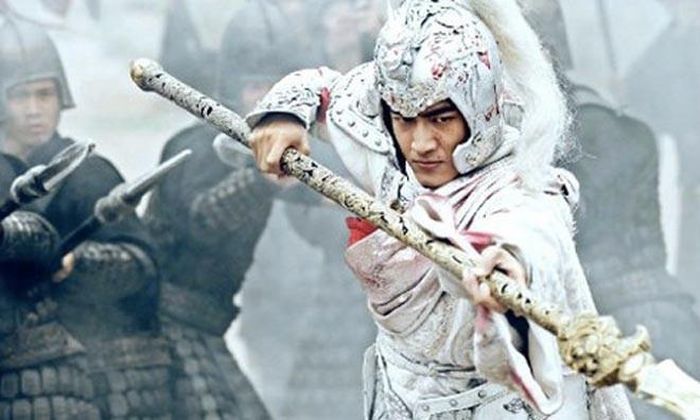 Trong giấc mộng, Triệu Vân vẫn nặng lòng về tình hình nhà Thục Hán.