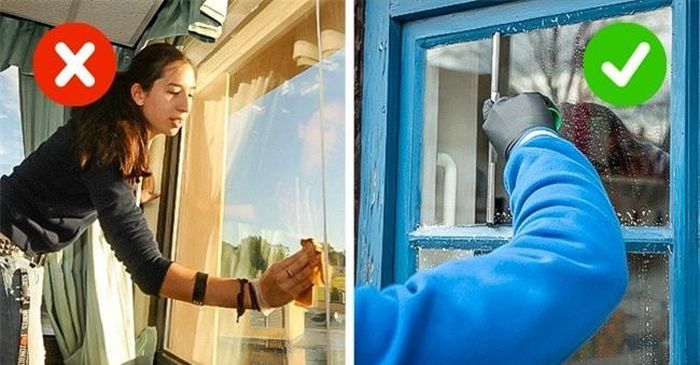  Làm sạch cửa sổ khi trời u ám để chất làm sạch khô nhanh hơn và không để lại vết bẩn. 