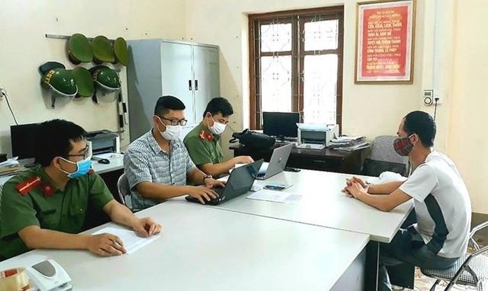 Chủ Facebook "Không Tồn Tại" bị phạt 7,5 triệu đồng. Ảnh: H.Tâm