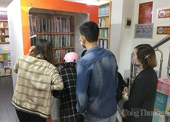 Dự kiến, 5 ATM sách miễn phí được lắp đặt ở Thái Hà Books (Hà Nội), đường sách Nguyễn Văn Bình TP.HCM, phố sách 19/12, đường sách Cà phê Buôn Ma Thuột và 1 ATM ở miền Trung để phục vụ người đọc sách
