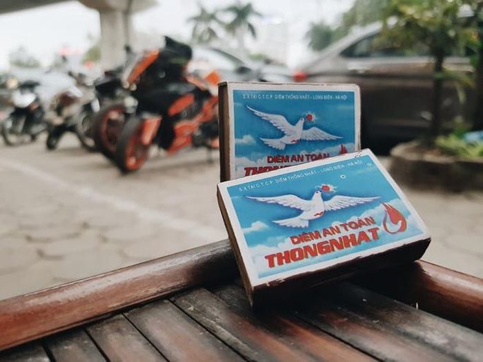 Những bao diêm mang thương hiệu Thống Nhất với tuổi đời hàng chục năm tại thị trường Việt. Ảnh: Quang Thắng.