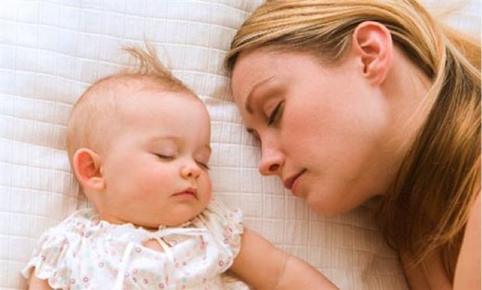  Quên mất việc dành thời gian cho bản thân: Trở thành mẹ là một công việc vô cùng quan trọng và thiêng liêng nhưng hãy nhớ rằng ngoài việc chăm sóc con thì bạn cũng nên dành thời gian cho bản thân mình. Điều này sẽ giúp bạn cân bằng cảm xúc và thấy vui vẻ, thoải mái hơn. 