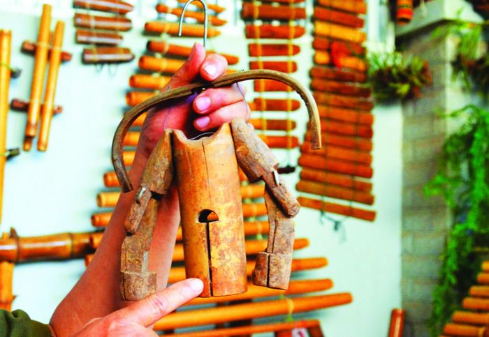 Chiếc mõ bò dân gian có cấu trúc hoàn hảo, tự thân vang